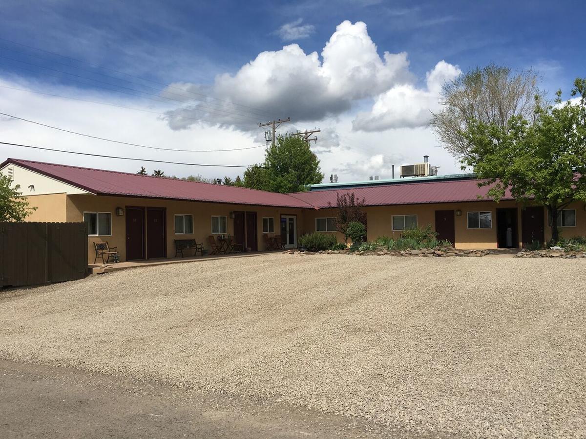 Norwood Inn Exterior photo